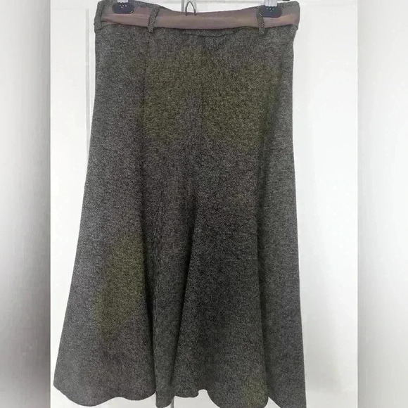 Suzy Shier High waisted A line Brown Skirt with lining  - size 2 Like New - Picture 3 of 4